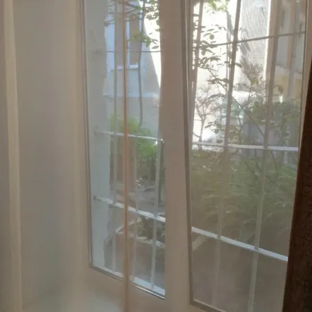 Вулиця Лейтенанта Шмидта Apartment